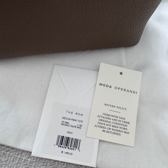 The Row Park Tote Bag Medium Grain Leather Dark Taupe - Picture 4 of 8